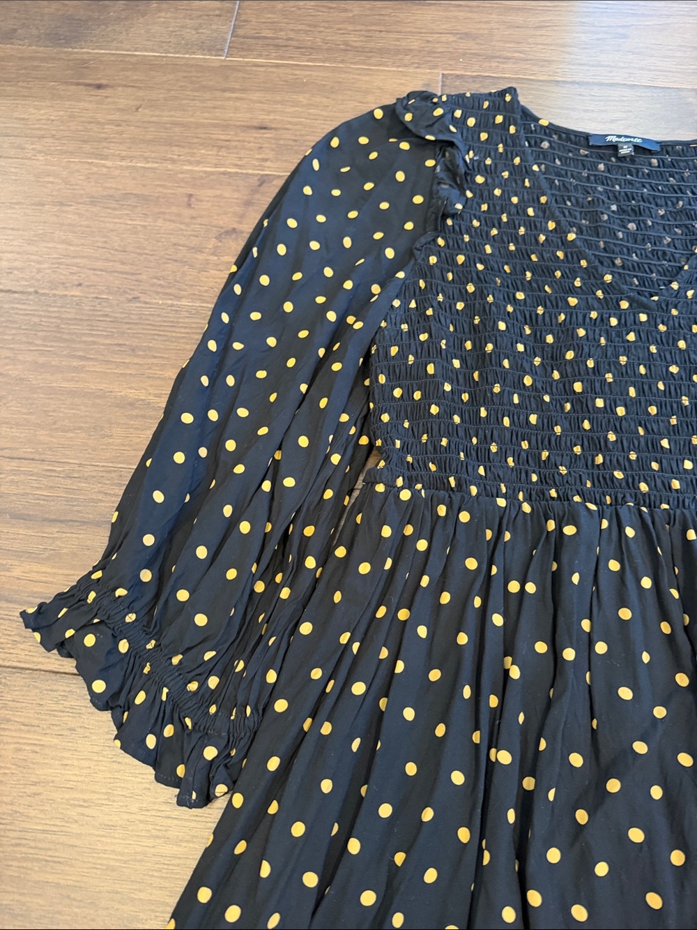 Madewell Lucie V-Neck Smocked Mini Dress in Oval Dot Medium - C1-111 - Picture 5 of 12